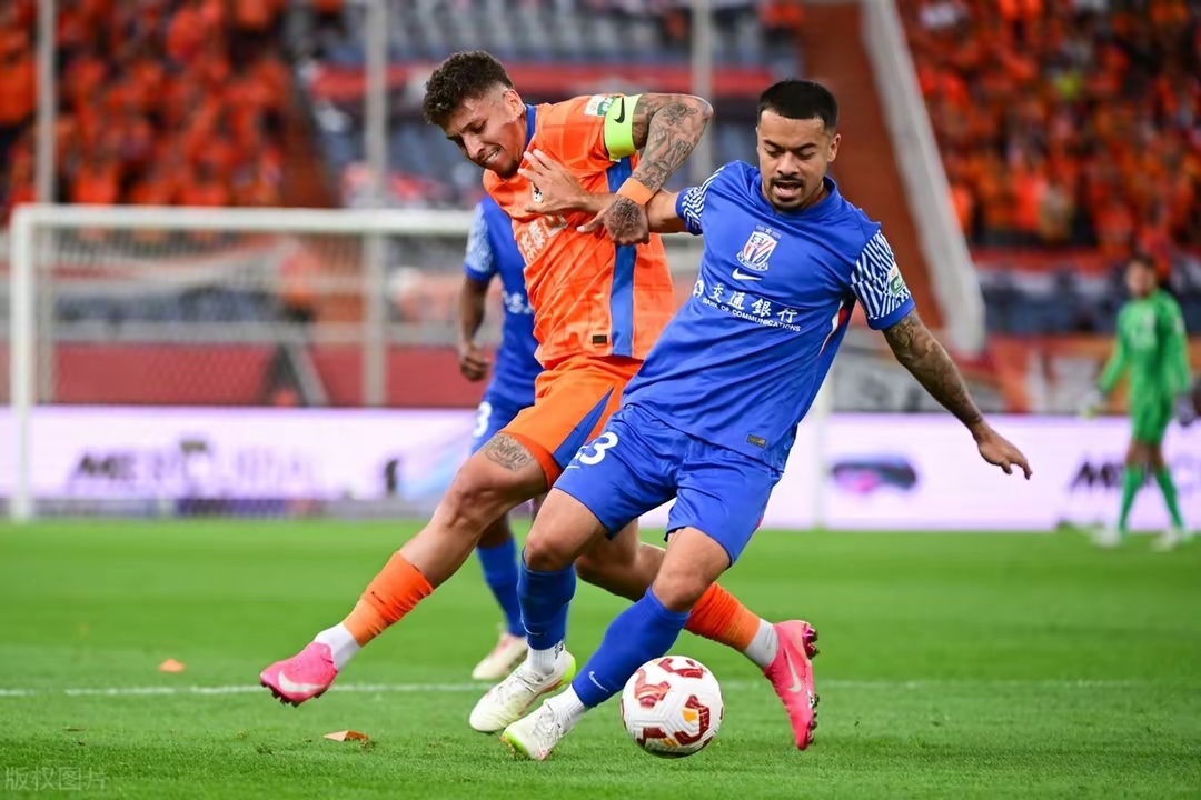 英雄联盟竞猜 -今晨欧超杯焦点战；上海申花刷新队史纪录；气氛紧张；身体对抗强度拉满的简单介绍