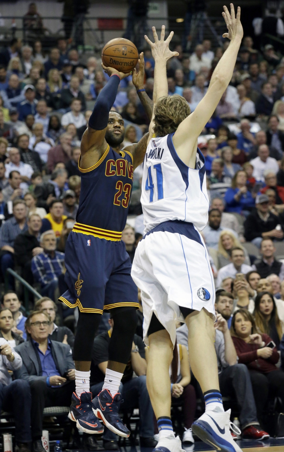 LOL联盟下注 -尼斯训练开放日，今夜手感冰凉引欢呼，NBA总决赛在即，医务组通报恢复(勇气大爆发儿童版)