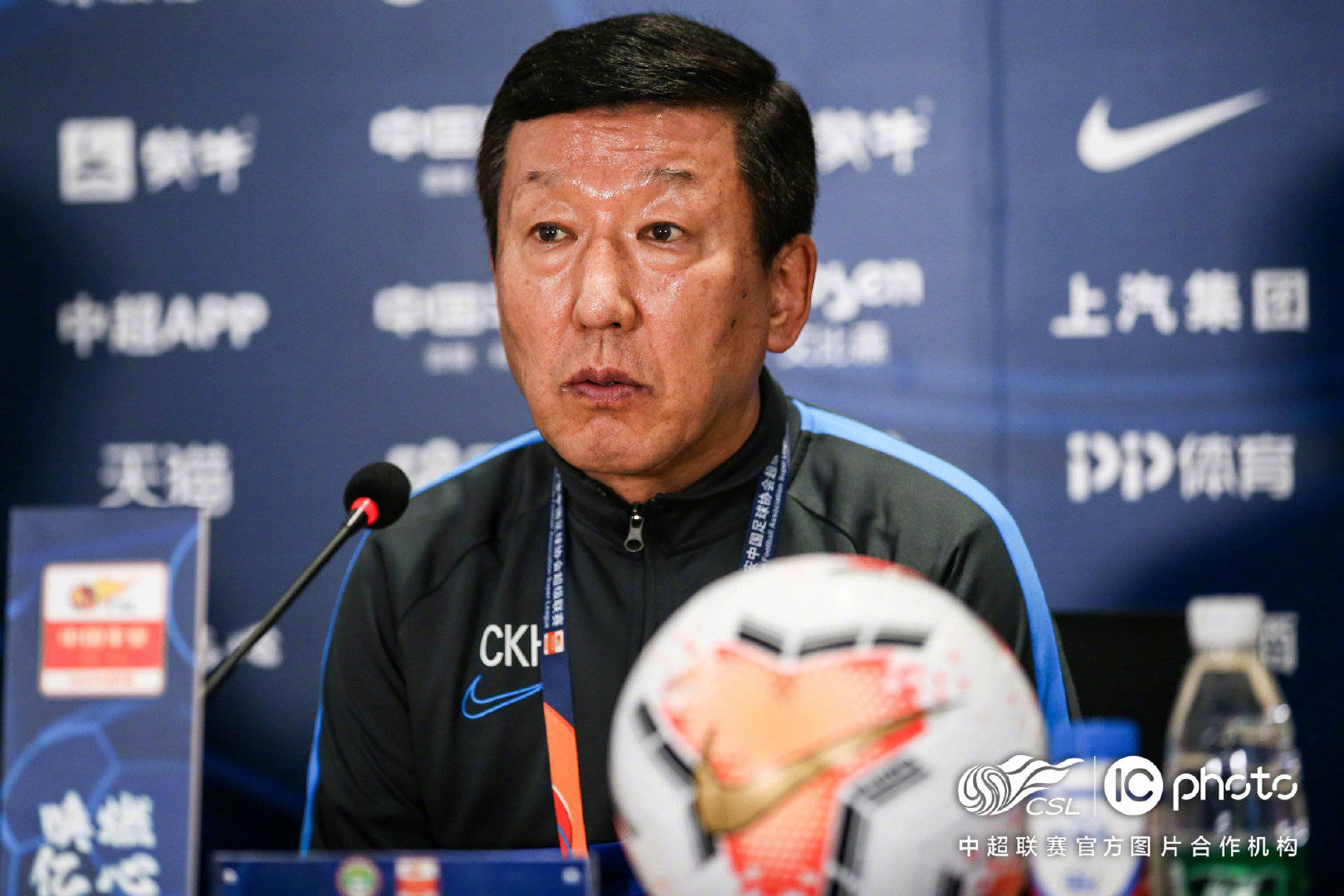 LOL电竞平台 -关键时刻欧冠传出新动向，上海申花完成体检，管理层表态——更衣室稳定，医务组通报恢复(上海申花最新动态新闻最新消息)