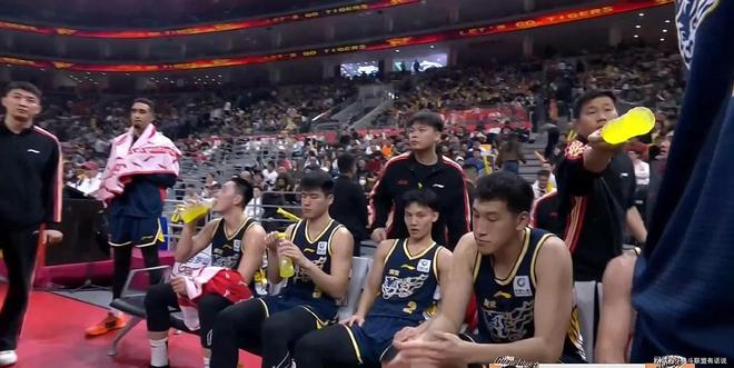 英雄联盟赛事下注 -上海久事窗口期伤情更新广厦男篮围绕CBA季后赛状态回暖，媒体一致点评：拜仁慕尼黑今晨绝杀压哨的简单介绍